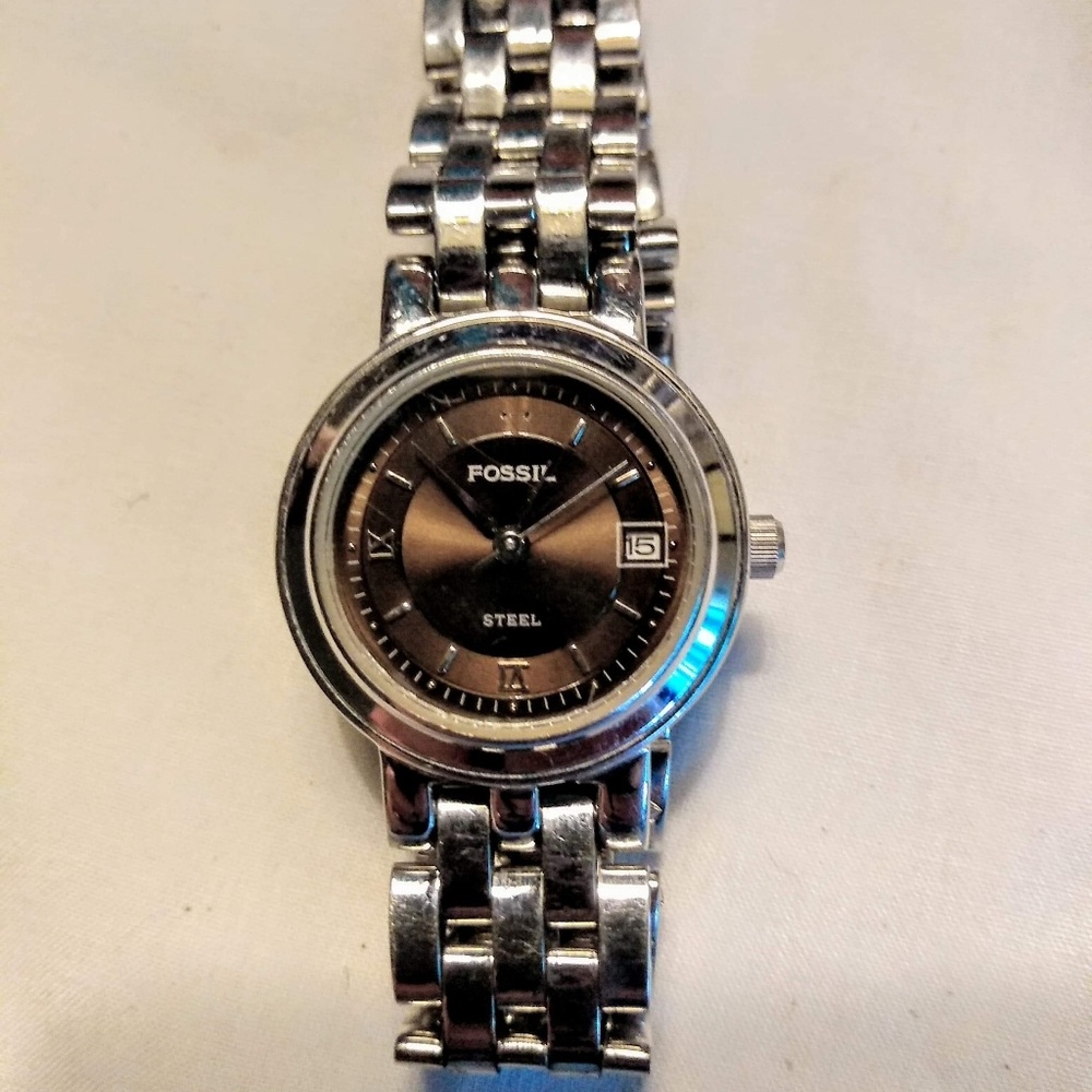 Fossil Watch - Picture 5 of 6
